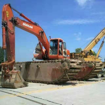 江西水陆两用挖掘机租赁 湿地挖掘机出租水陆挖掘机出租价格优惠