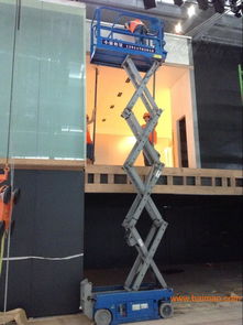 出租自行走剪叉式液压升降机,出租自行走剪叉式液压升降机生产厂家,出租自行走剪叉式液压升降机价格